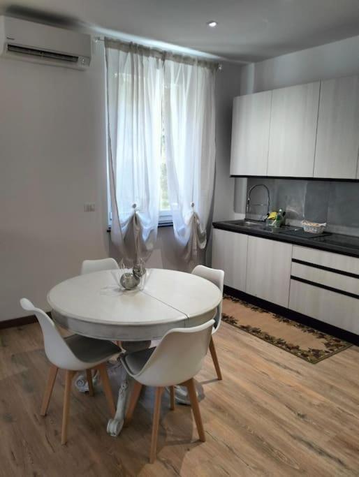 Pisi Home, 2 Min Dalla Spiaggia E Dall' Ospedale Gaslini Genua Exterior foto