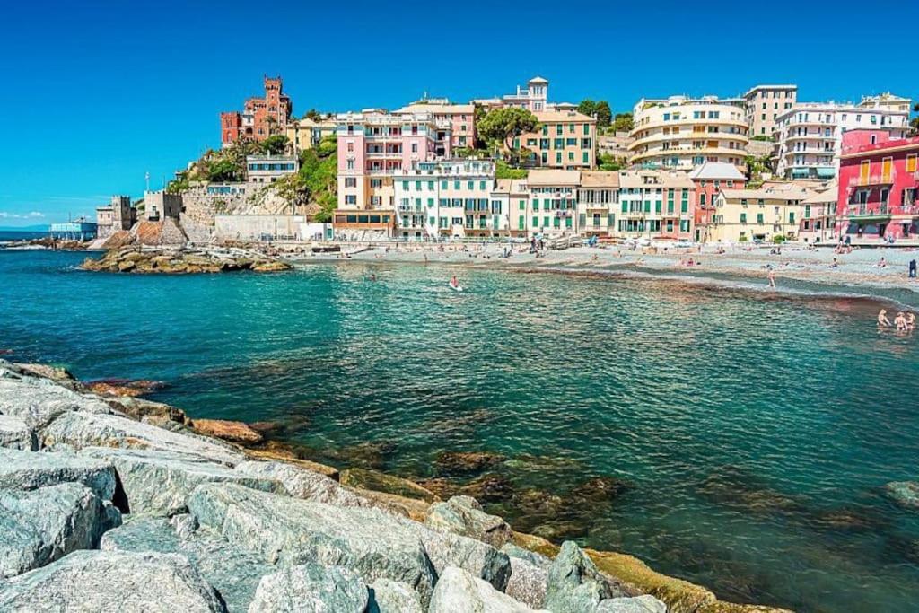 Pisi Home, 2 Min Dalla Spiaggia E Dall' Ospedale Gaslini Genua Exterior foto