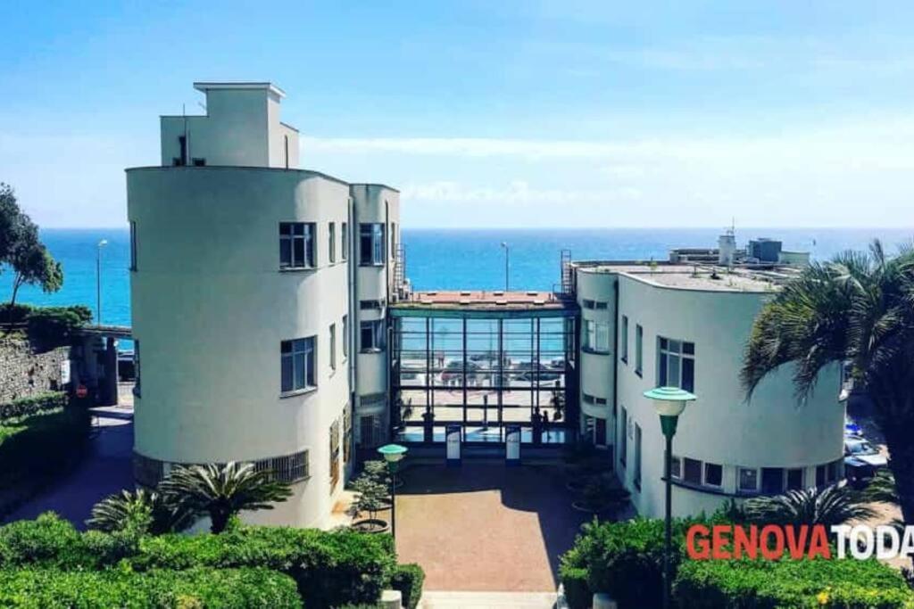 Pisi Home, 2 Min Dalla Spiaggia E Dall' Ospedale Gaslini Genua Exterior foto